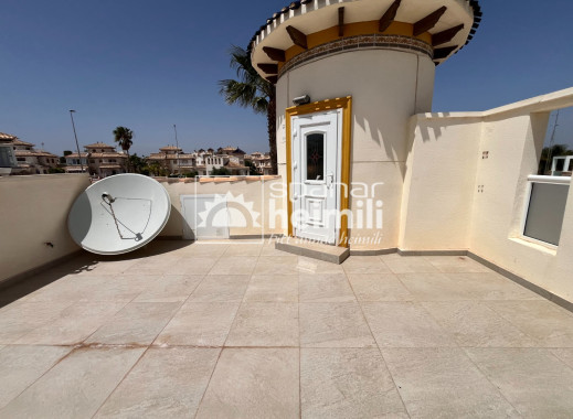 Resale - Detached house -
Cabo Roig