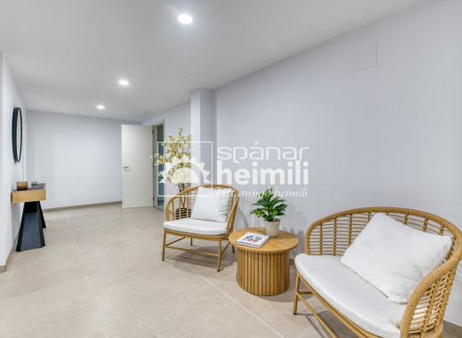 Reventa - Villa -
Las Colinas