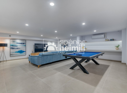 Reventa - Villa -
Las Colinas