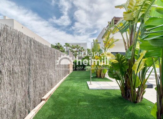 Reventa - Villa -
Las Colinas