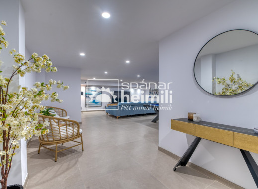 Reventa - Villa -
Las Colinas