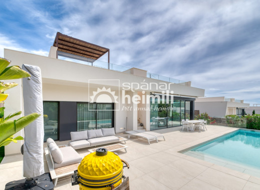 Reventa - Villa -
Las Colinas