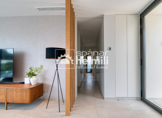 Reventa - Villa -
Las Colinas