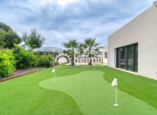 Reventa - Villa -
Las Colinas