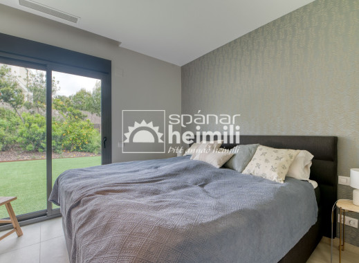 Reventa - Villa -
Las Colinas