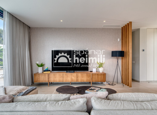 Reventa - Villa -
Las Colinas