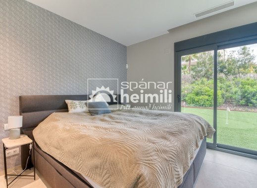 Reventa - Villa -
Las Colinas