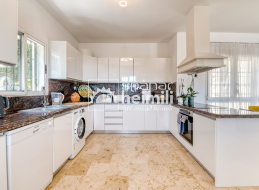 Reventa - Villa -
Campoamor/Las Ramblas