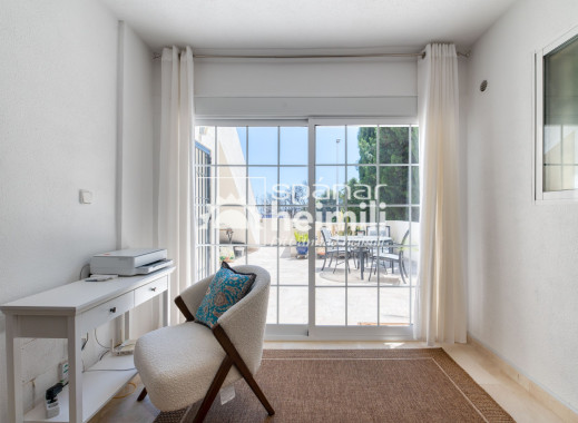 Reventa - Villa -
Campoamor/Las Ramblas