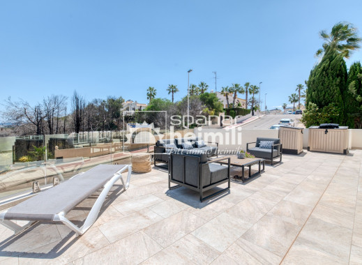 Reventa - Villa -
Campoamor/Las Ramblas