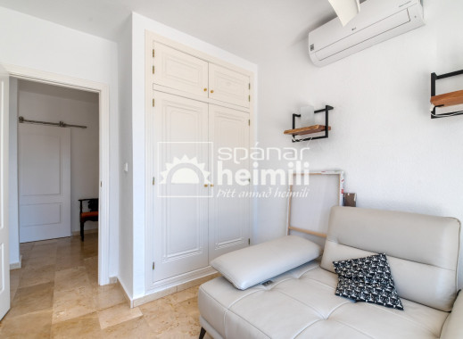 Reventa - Villa -
Campoamor/Las Ramblas