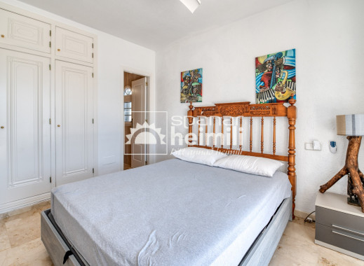 Reventa - Villa -
Campoamor/Las Ramblas