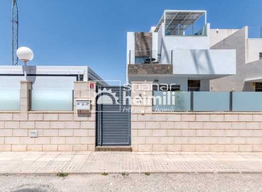 Endursala - Einbýli -
Villamartin