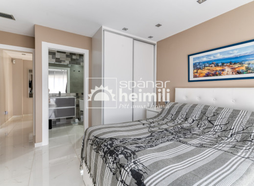 Endursala - Einbýli -
Villamartin