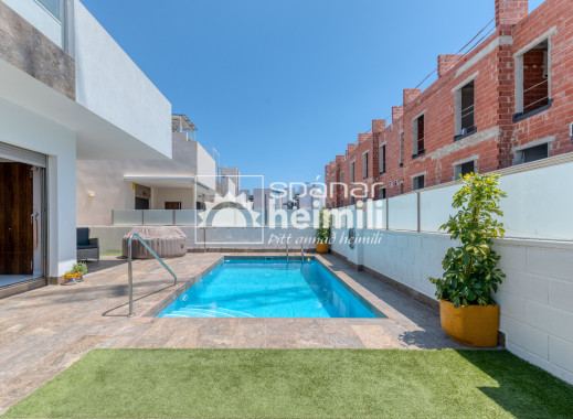 Endursala - Einbýli -
Villamartin