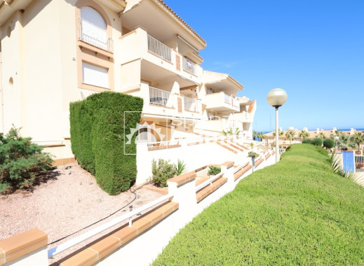 Reventa - Apartamento -
Campoamor/Las Ramblas