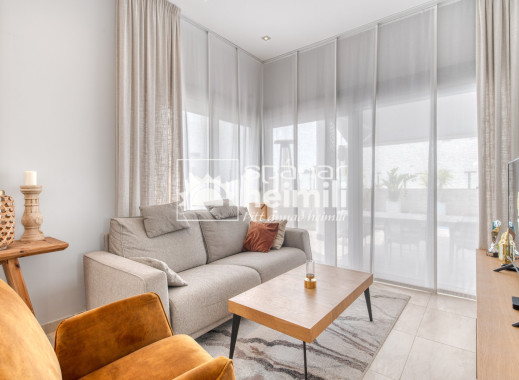 Endursala - Einbýli -
Villamartin