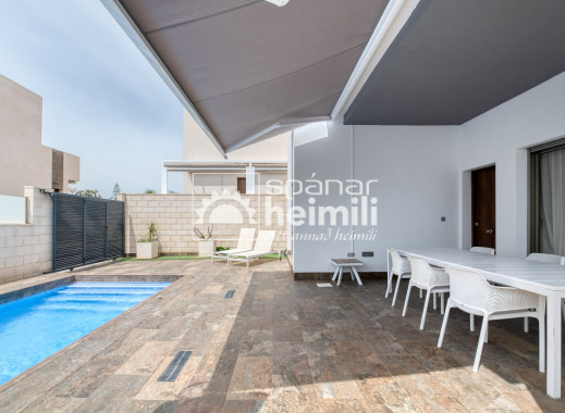 Endursala - Einbýli -
Villamartin