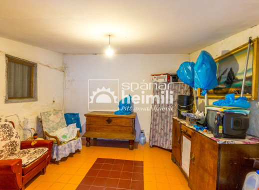 Endursala - Sveitabýli -
Orihuela - Orihuelaborg og nærsvæði