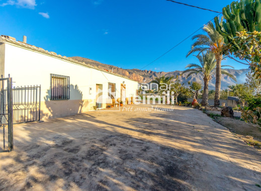 Endursala - Sveitabýli -
Orihuela - Orihuelaborg og nærsvæði