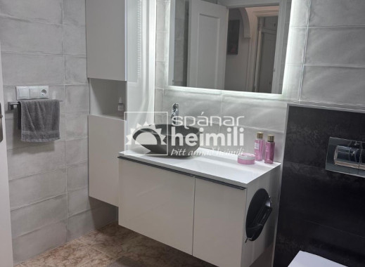 Videresalg - Lejlighed -
Punta Prima