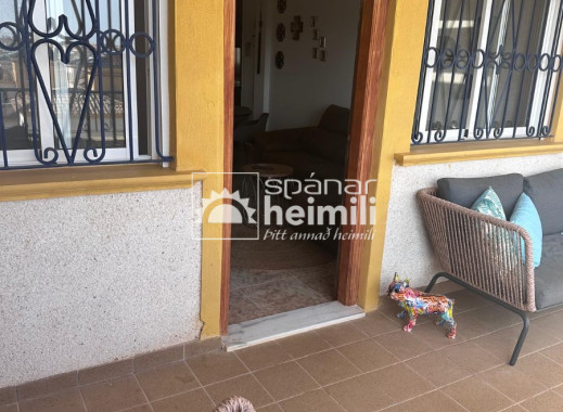 Videresalg - Lejlighed -
Punta Prima