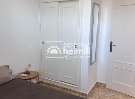 Videresalg - Lejlighed -
Punta Prima