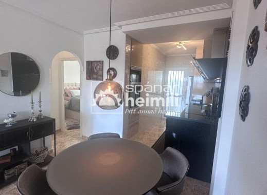 Videresalg - Lejlighed -
Punta Prima