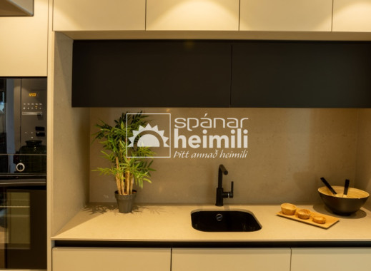 Nýbygging - Efri/neðri íbúð -
La Finca