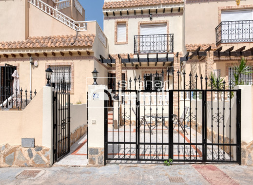 Odsprzedaż - Bungalow -
Los Altos/Los Balcones