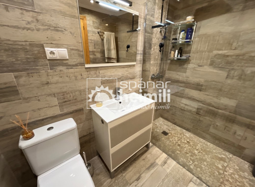 Endursala - Íbúð í fjölbýli -
Playa flamenca