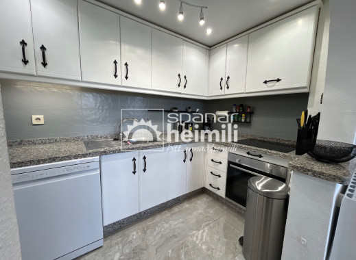 Endursala - Íbúð í fjölbýli -
Playa flamenca