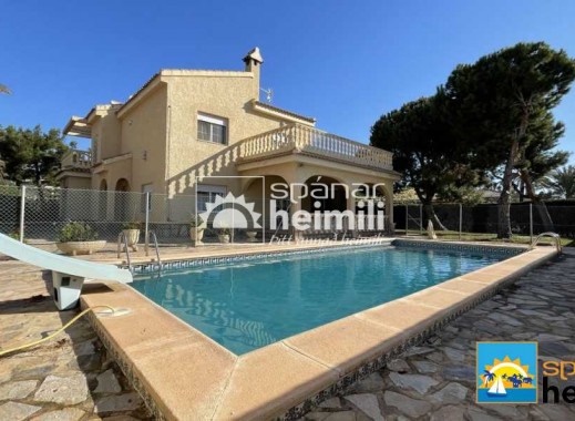 Resale - Detached house -
Cabo Roig