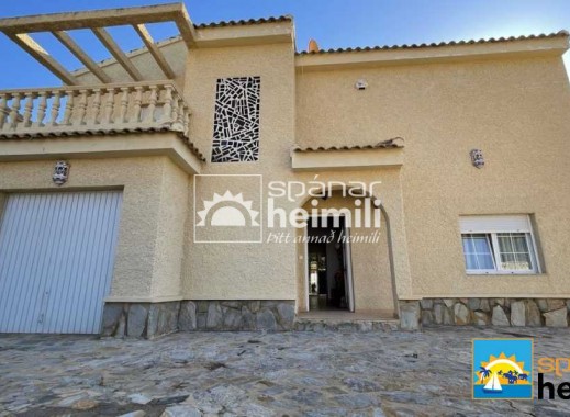 Resale - Detached house -
Cabo Roig