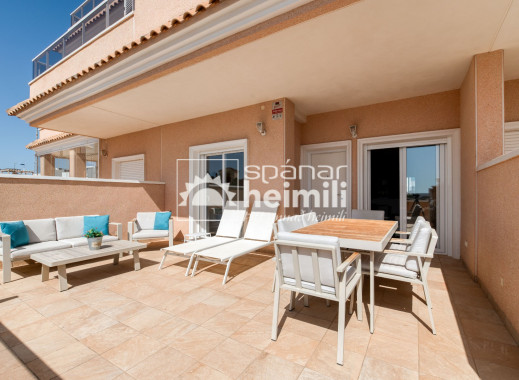 Endursala - Íbúð í fjölbýli -
Punta Prima