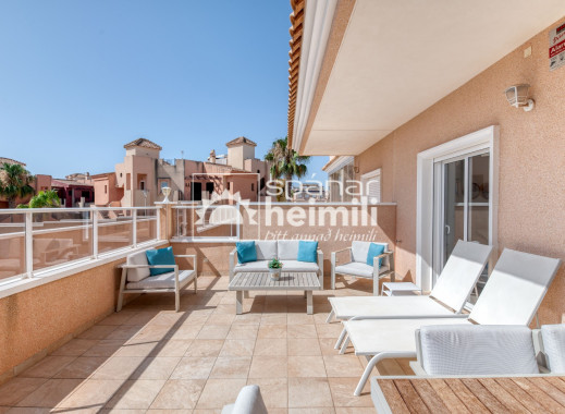 Endursala - Íbúð í fjölbýli -
Punta Prima