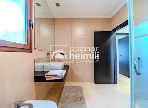 Odsprzedaż - Willa -
Cabo Roig