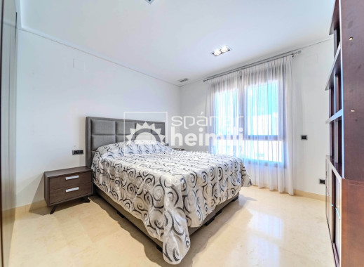 Odsprzedaż - Willa -
Cabo Roig