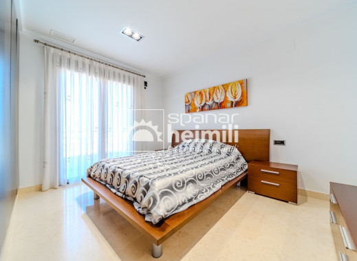 Odsprzedaż - Willa -
Cabo Roig