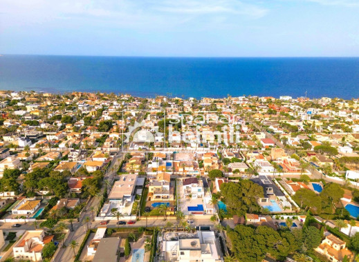 Odsprzedaż - Willa -
Cabo Roig