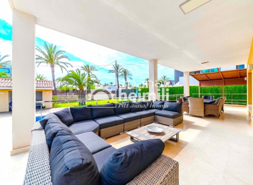 Odsprzedaż - Willa -
Cabo Roig