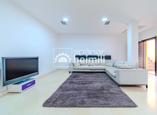 Odsprzedaż - Willa -
Cabo Roig