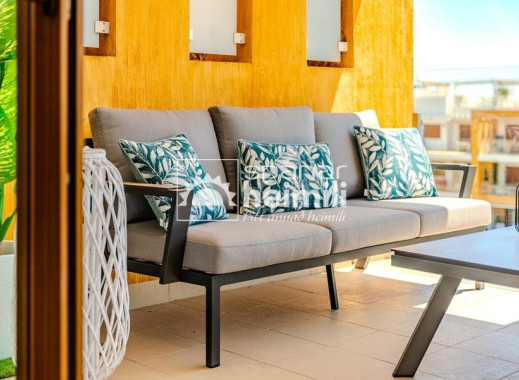 Endursala - Íbúð í fjölbýli -
Punta Prima