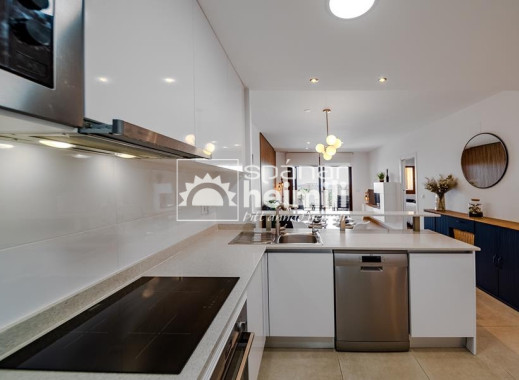 Endursala - Íbúð í fjölbýli -
Punta Prima