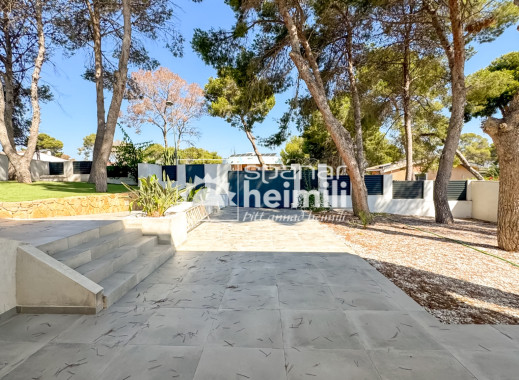 Nýbygging - Einbýli -
Los Altos/Los Balcones