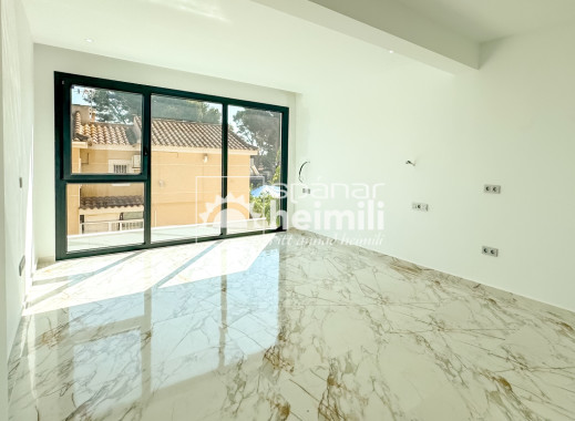 Nýbygging - Einbýli -
Los Altos/Los Balcones