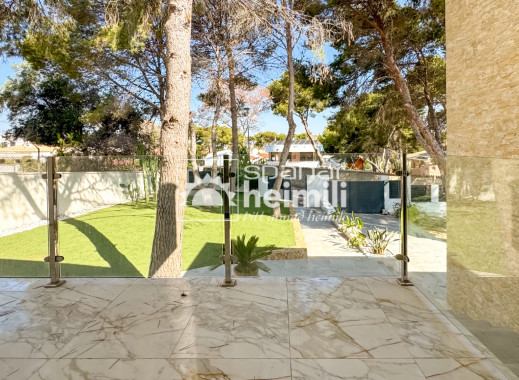 Nýbygging - Einbýli -
Los Altos/Los Balcones