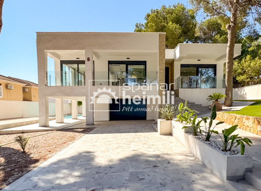 Nýbygging - Einbýli -
Los Altos/Los Balcones