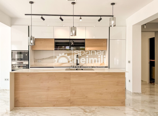 Nýbygging - Einbýli -
Los Altos/Los Balcones