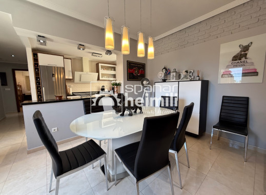 Revente - Appartement -
Cabo Roig